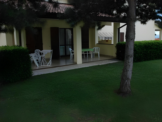Others 2, Residence Primera, Moniga del Garda, Brescia