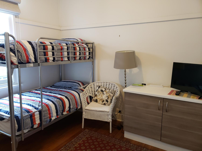 Others 4, Marlo Hotel, E. Gippsland - Orbost