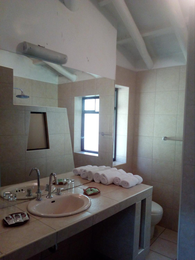 Bathroom 2, Hotel Samanapaq, Urubamba