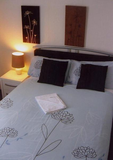Bedroom 2, Citadel House Hotel, Plymouth