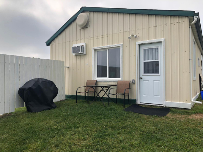 Others 3, Whiskey River Cottages formerly Seaway Slips, Jefferson