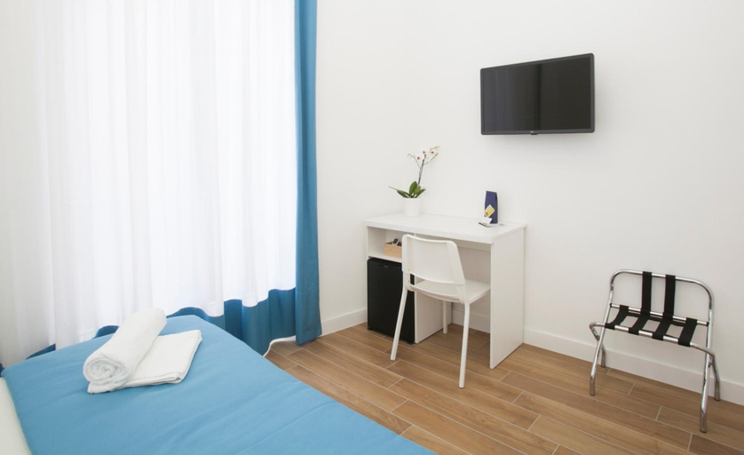 Bedroom 4, Mediterranean Rooms, Napoli