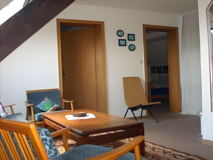 Others 2, Hotel zur Eiche, St. Wendel