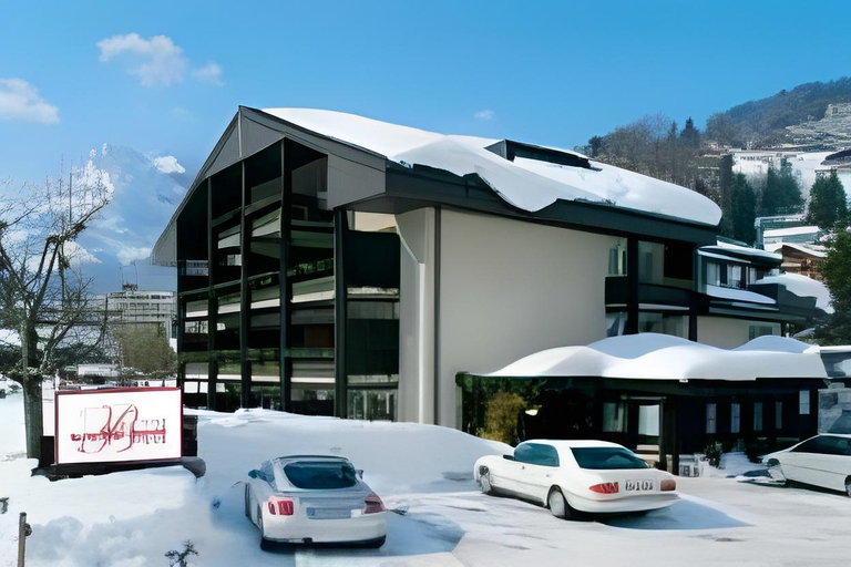 Others 5, Hotel Belmont, Obwalden