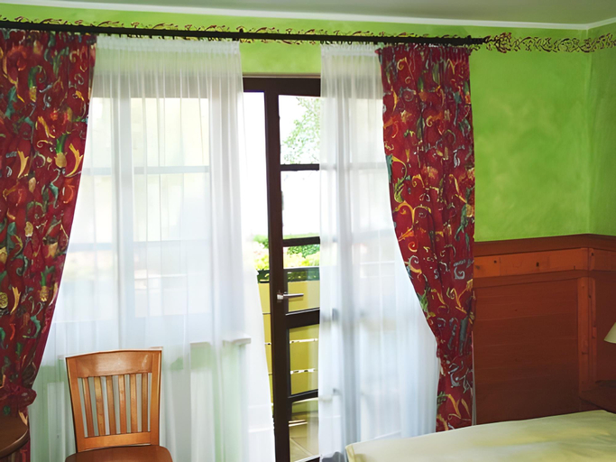 Bedroom 1, Hotel Schafflerwirt, München