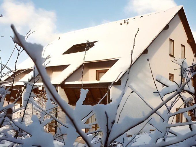 Others 4, Gastehaus Sonneck, Bayreuth