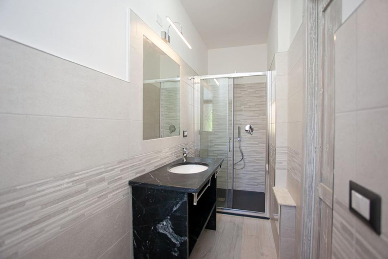Bathroom 2, Residence La Cinta, Nuoro