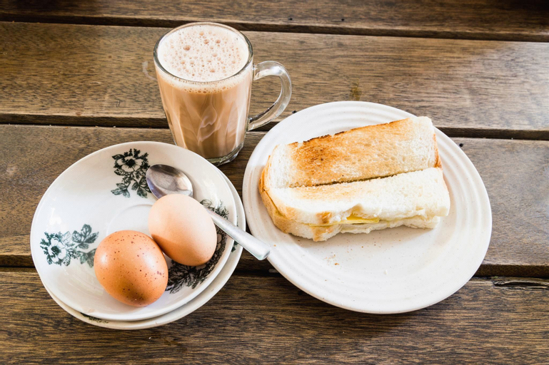 Food & Drinks 30