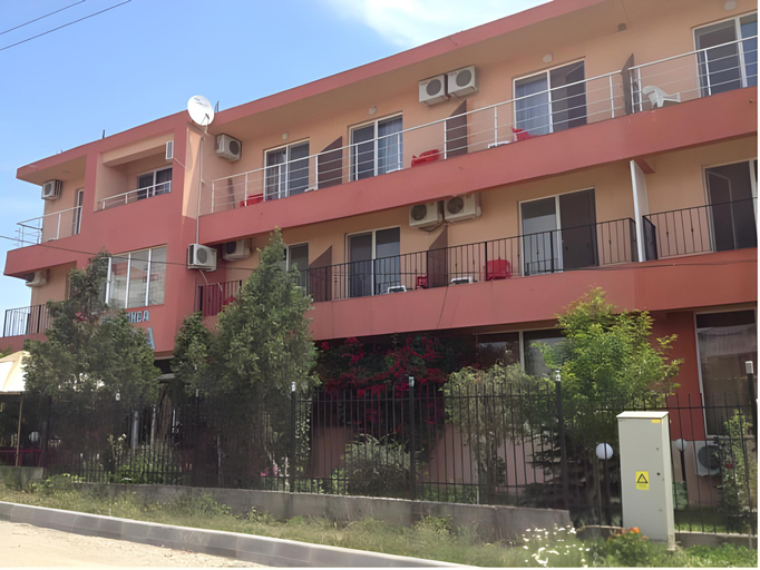 Others 5, Pensiunea Andra, Costinesti