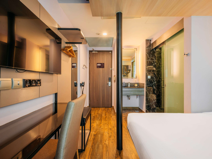 Dining Room 12