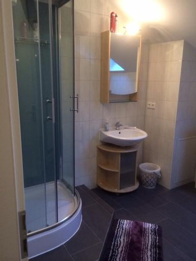 Bathroom 9