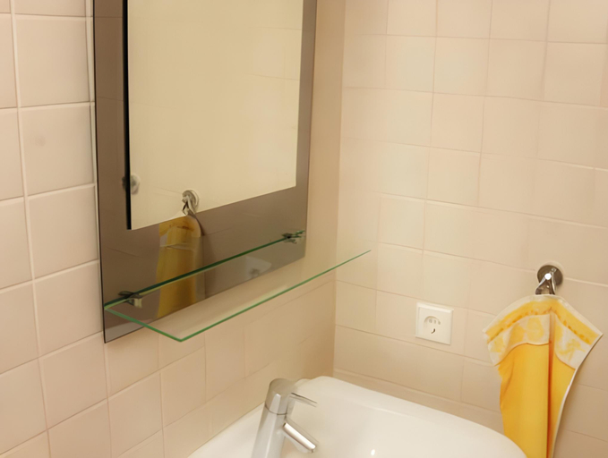 Bathroom 3, Ferienwohnung mit Sauna, Höxter