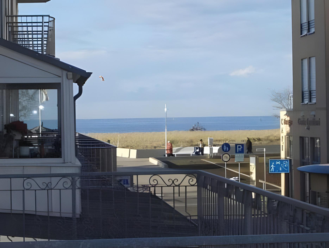 Others 4, Hotel Zum Strand, Rostock