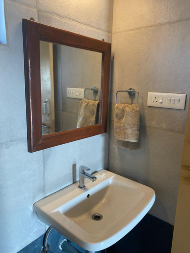 Bathroom 8