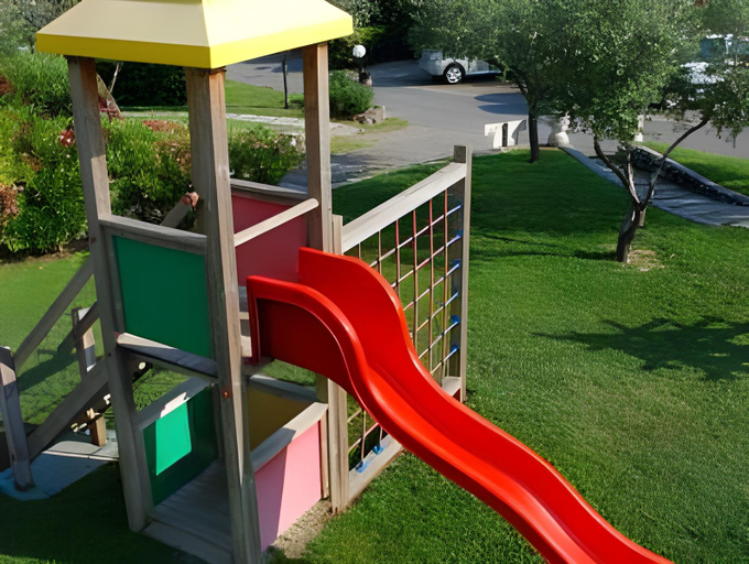Others 3, Residence Primera, Moniga del Garda, Brescia