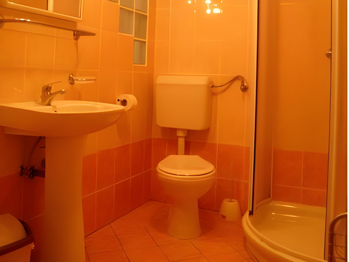 Bathroom 2, Apartments Vanda, Rovinj