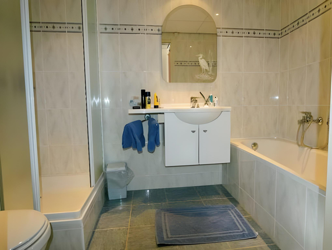 Bathroom, Hotel Restaurant Cafe Geertien, Steenwijkerland