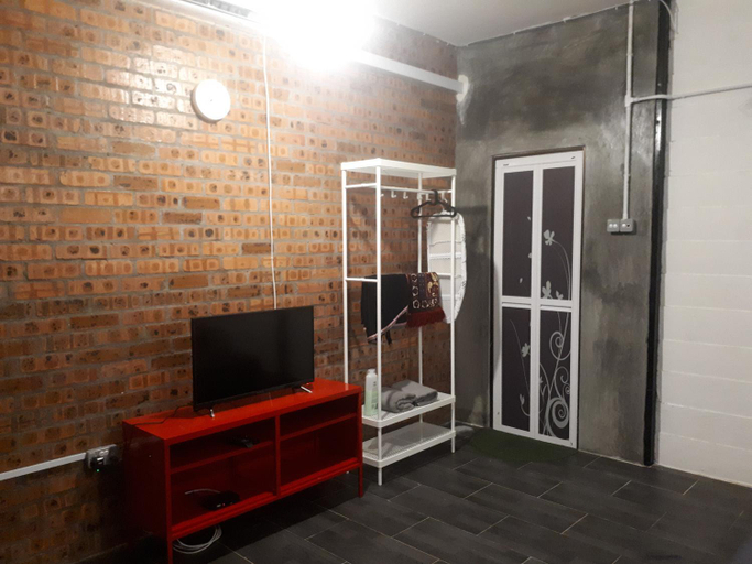 Others 4, Safar House & Cabin (Muslim), Kuala Kangsar
