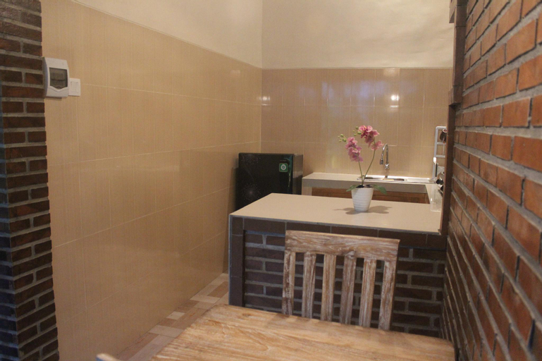 Bathroom 9