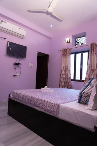 Bedroom 13