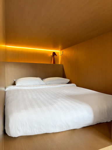 Bedroom 12