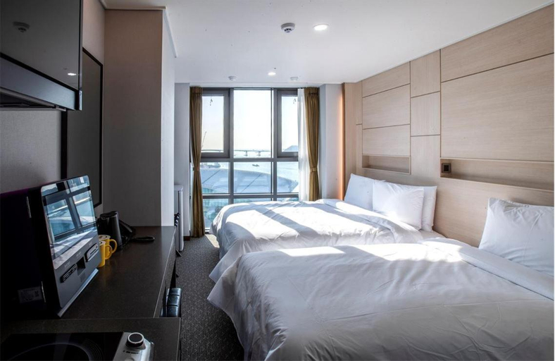 Bedroom 11
