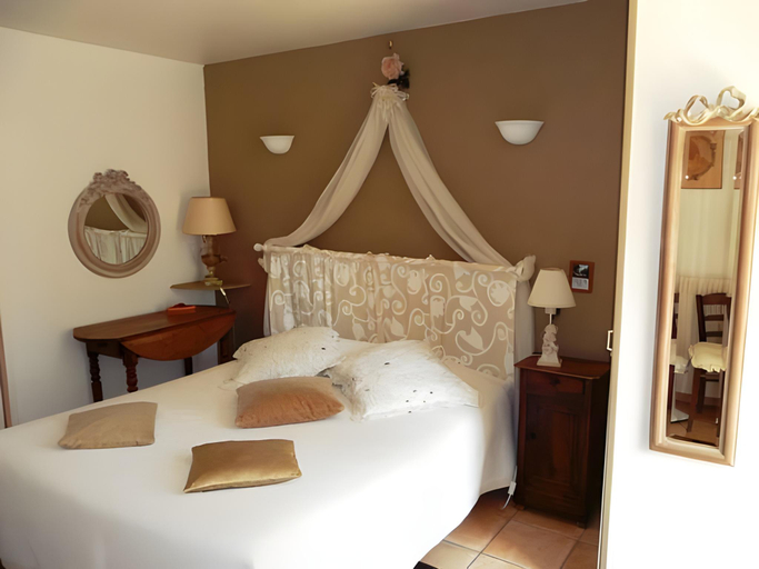 Bedroom 3, La Gabetiere, Isère