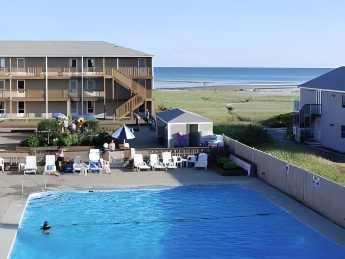 Exterior & Views 2, Sandcastle Resort, Barnstable