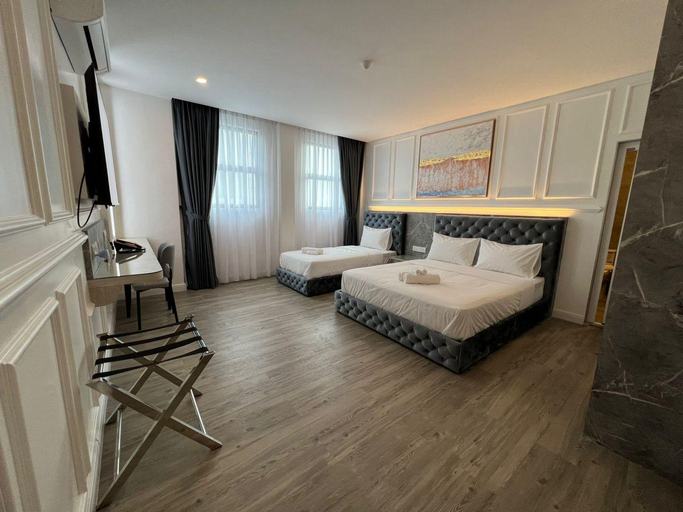 Bedroom 8