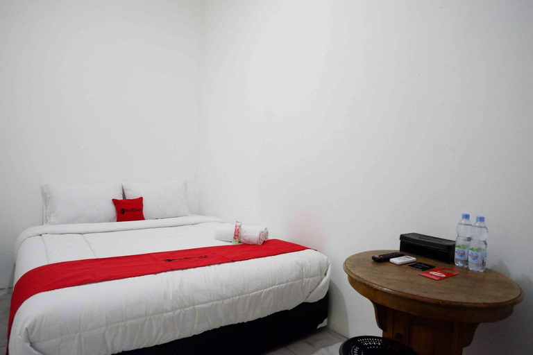 Bedroom 13