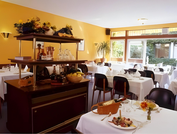 Food & Drinks 4, Citotel Grand Hotel L Etape, Cantal