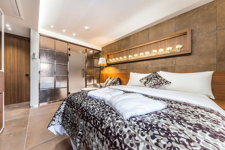 Bedroom 9