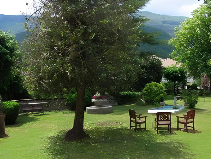 Others 5, Hotel Monumento Can Garay, Girona