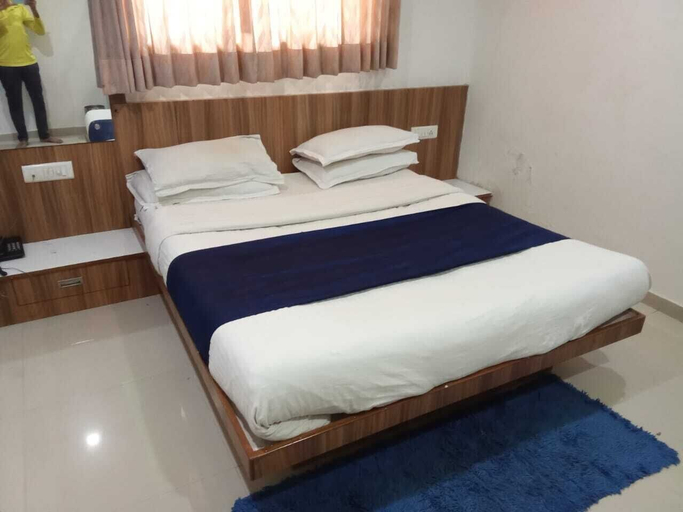 Bedroom 2, HOTEL CAPITAL, Gandhinagar