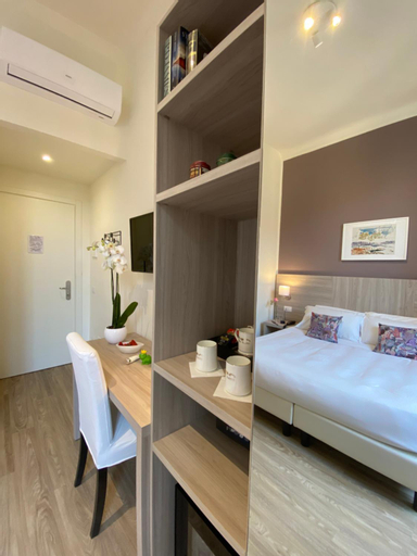 Bedroom 10