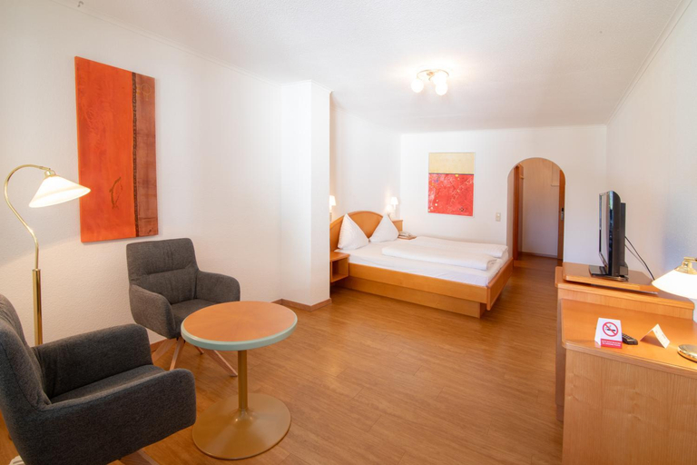 Bedroom 13