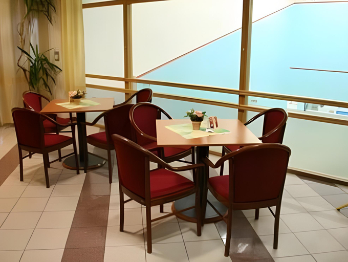 Food & Drinks 2, Imet Centrum, Bratislava IV