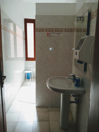 Bathroom 2, Casa Favaretto Guest House, Venezia