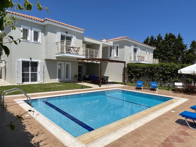 Others 5, Villa Seagull, Ionian Islands