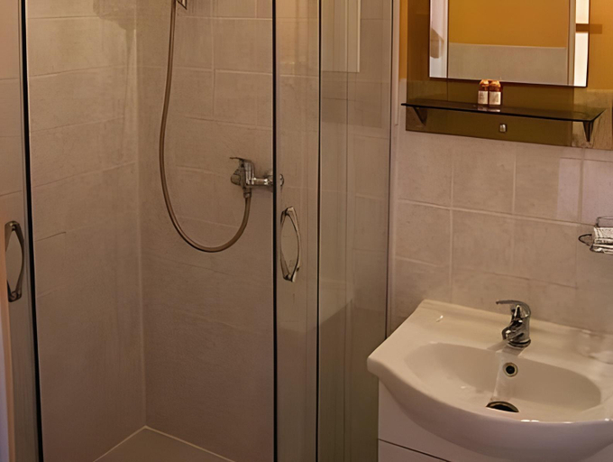 Bathroom 3, Hotel-Penzion Johanka, Chomutov