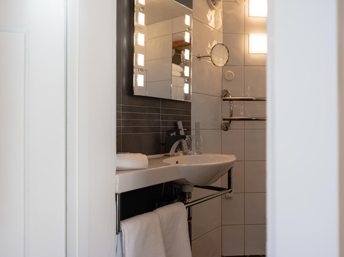 Bathroom 3, Villa Vega, Trosa