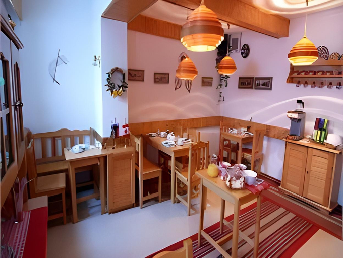 Food & Drinks 4, Hotel Arcus Garden, Bratislava II
