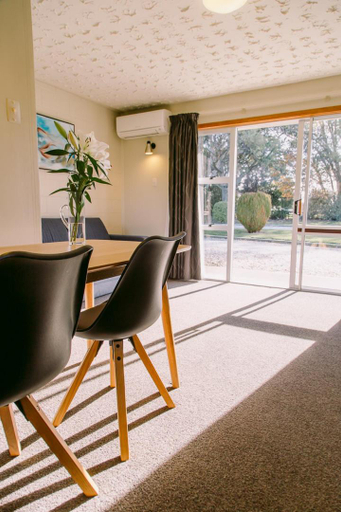 Others 3, Flaxbourne Motels, Marlborough