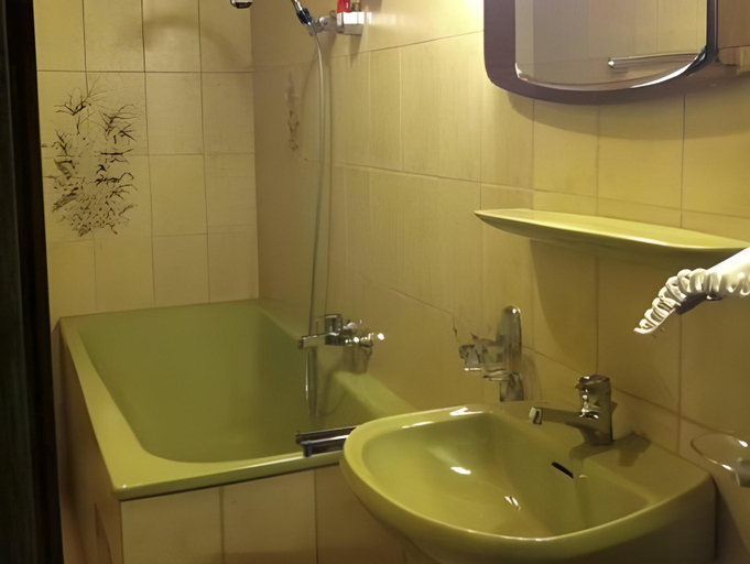 Bathroom 2, Ferienapart Bergstille, Imst
