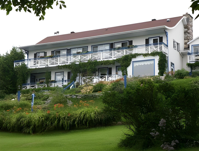 Others 5, Auberge Fleurs de Lune, Charlevoix-Est