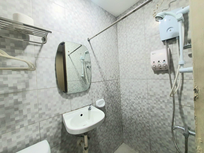 Bathroom 5
