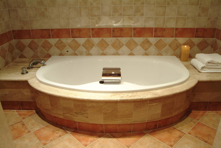 Bathroom, Hotel Maher, Navarra