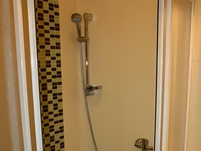 Bathroom 3, Hotel Alfacentrum, Zlín