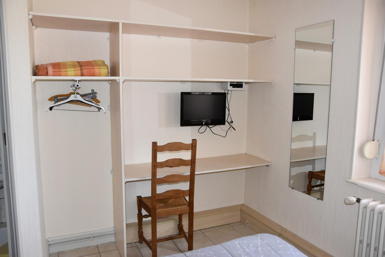 Bedroom 2, Hotel Gai Relais, Vosges