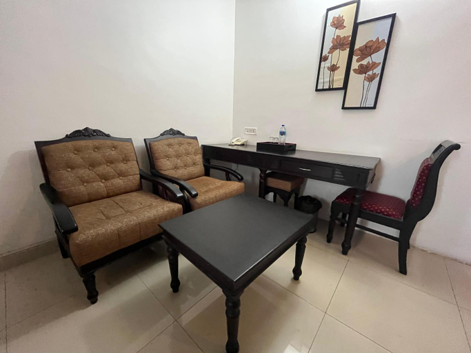 Others 4, Gee Bee Palace, Ernakulam